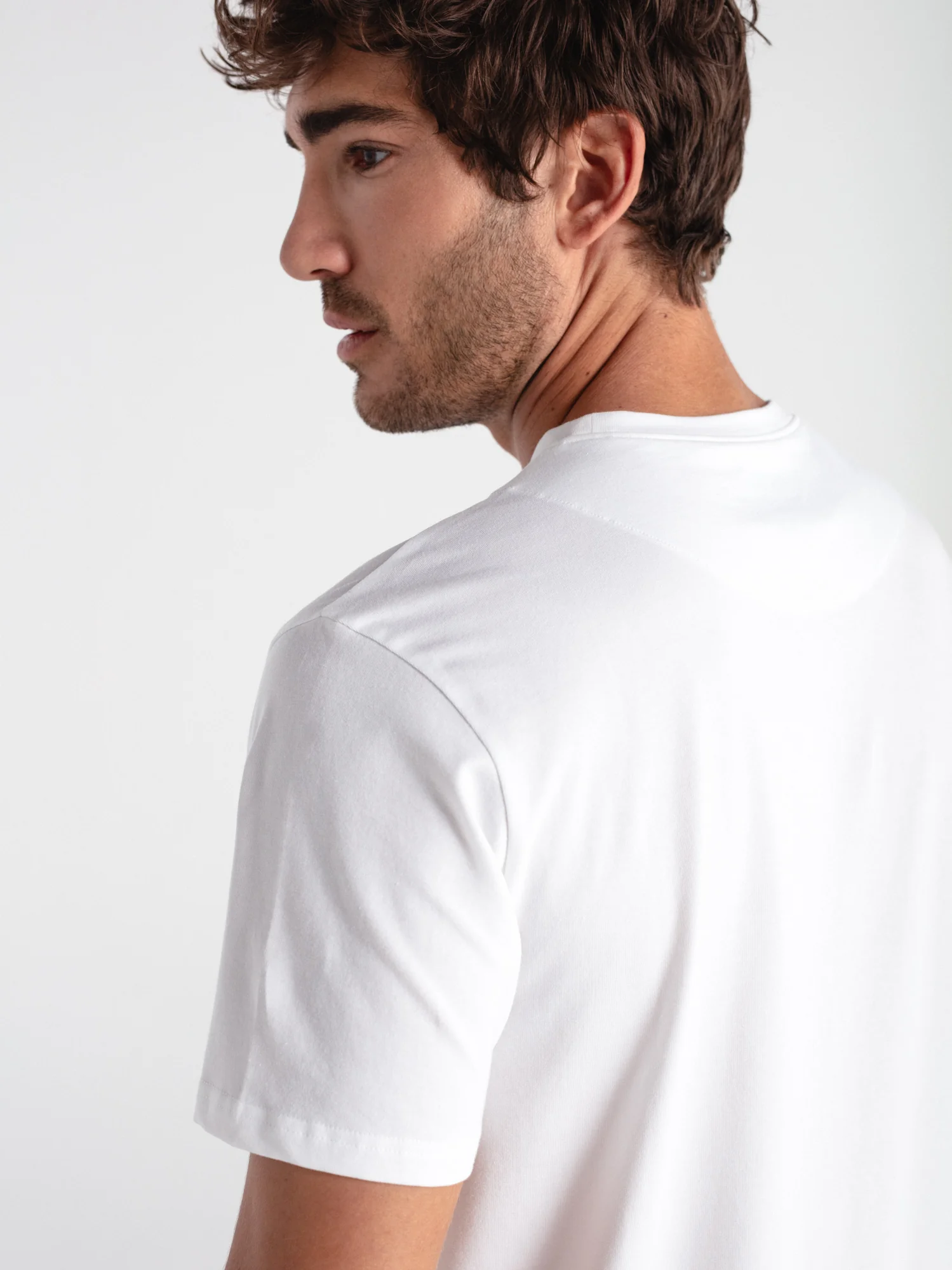 Camiseta esencial con lycra - Image 4