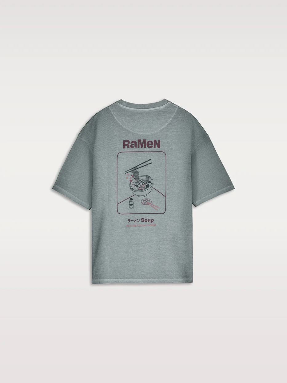 Camiseta oversize gráfica ramen - Image 7