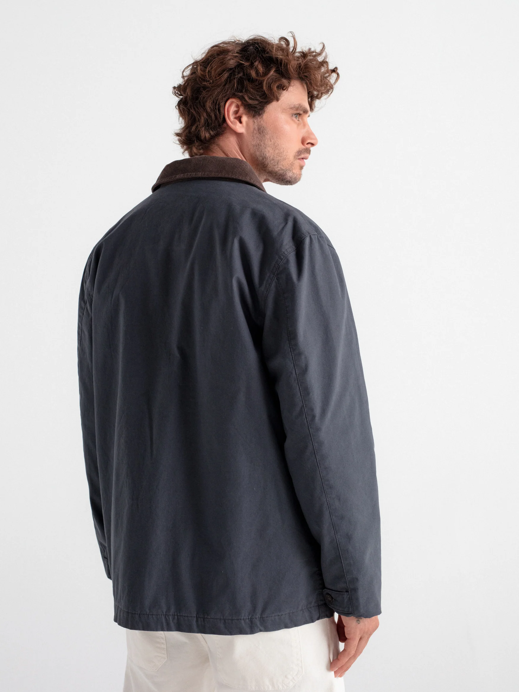 Chaqueta ligera - Image 4