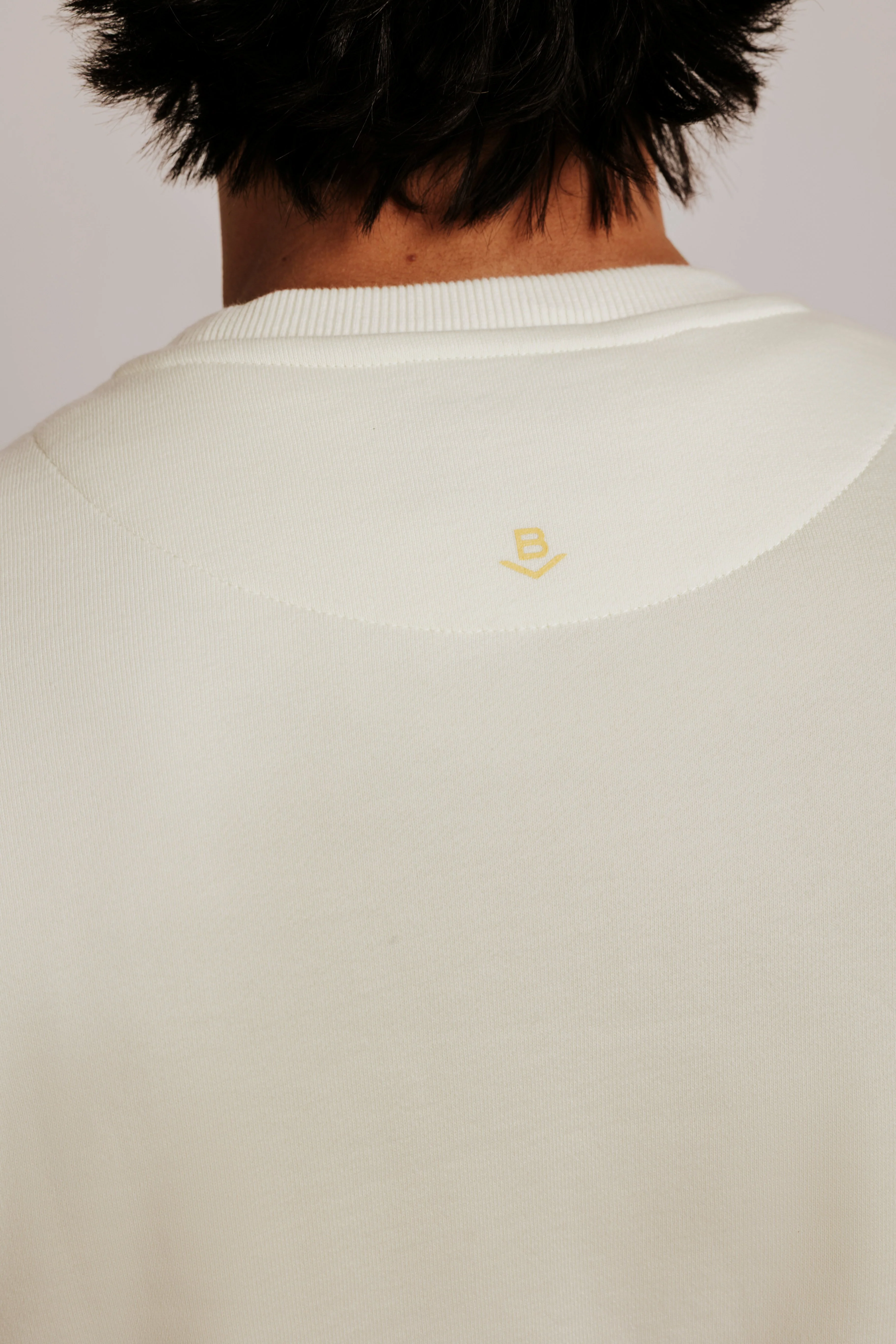 Sudadera confort etiqueta - Image 3